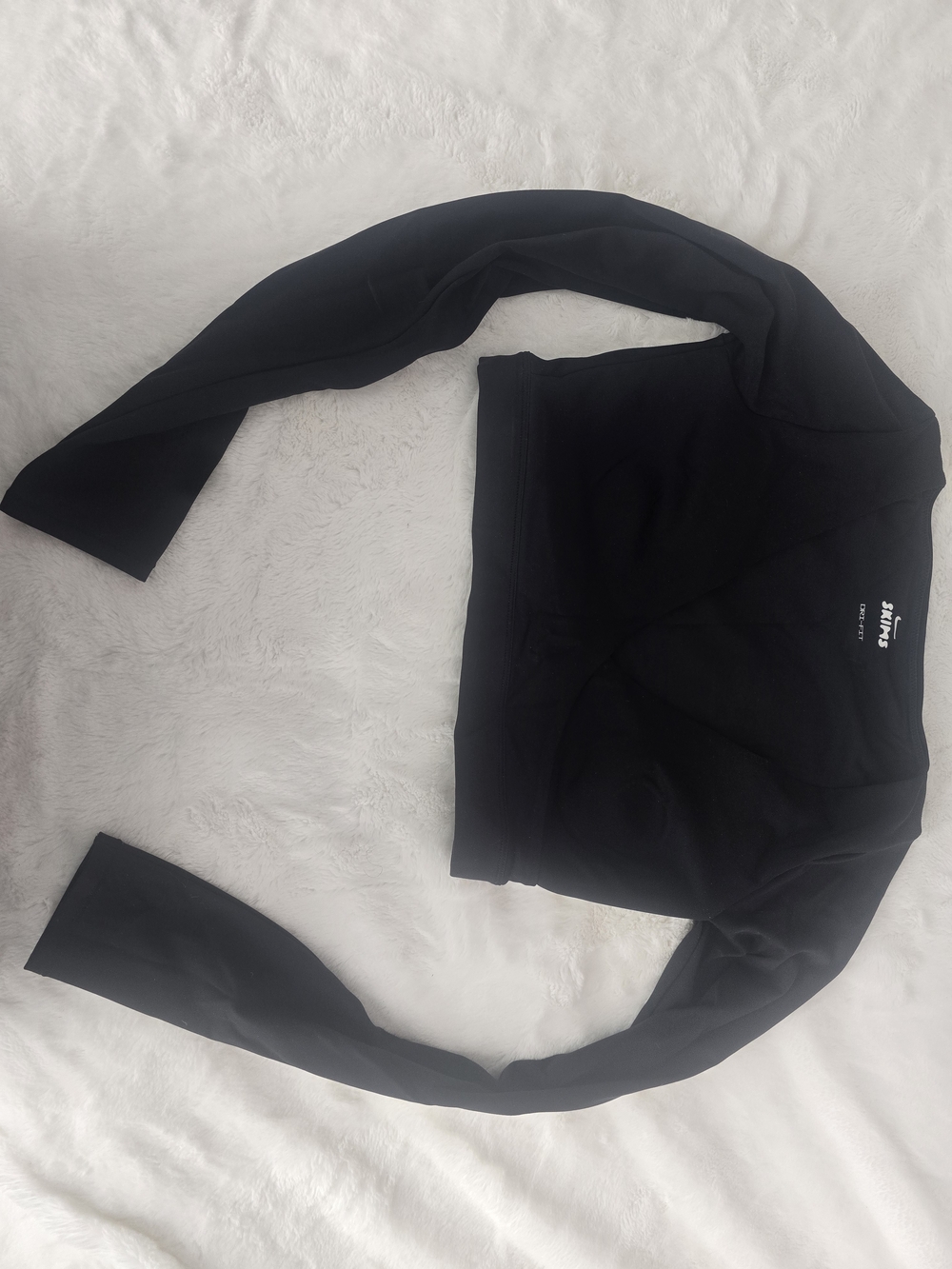 Nike Women’s Black Long Sleeve Crop Sweatshirt